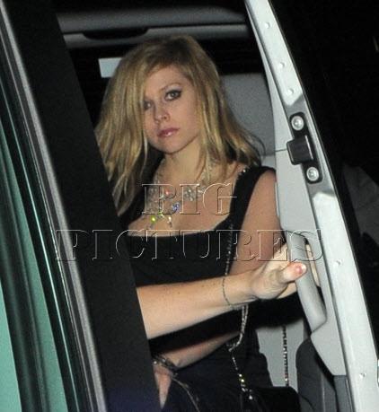 007.jpg - WORLD RIGHTSAvril Lavigne at the afterparty to the 'Alice In Wonderland' premiere held at the Sanderson hotel in London, UK. 25/02/2010BYLINE MARK MILAN/BIGPICTURESPHOTO.COM: 001A/MRMUSAGE OF THIS IMAGE OR COPY WRITTEN THAT IS BASED ON THE CAPTION, IS CONDITIONAL UPON THE ACCEPTANCE OF BIG PICTURES'S TERMS AND CONDITIONS, AVAILABLE AT WWW.BIGPICTURESPHOTO.COM *** Local Caption *** .