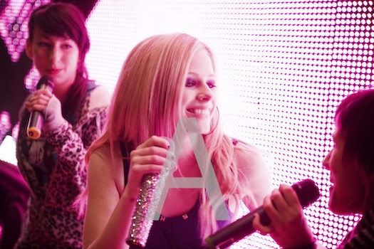 19.jpg - avril at soundcheck